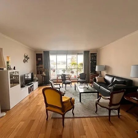 16eme - Pres Trocadero, Quartier Prestigieux * باريس